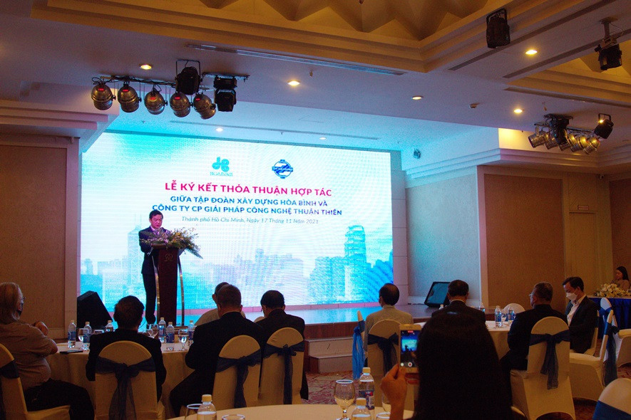 Hoa Binh signed a strategic cooperation agreement with Thuan Thien
