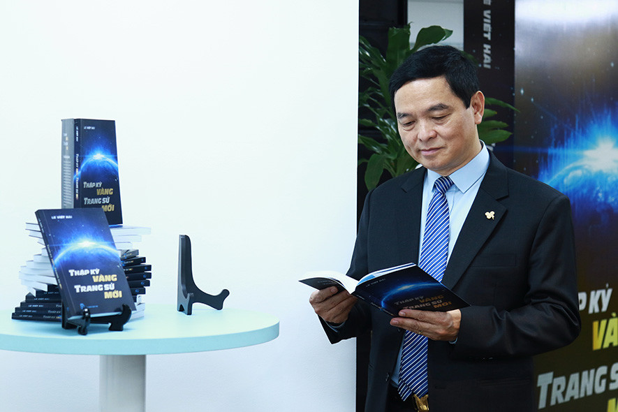 Hoa Binh Group Chairman Mr. Le Viet Hai, Golden opportunity for Vietnam to escape the middle-income trap