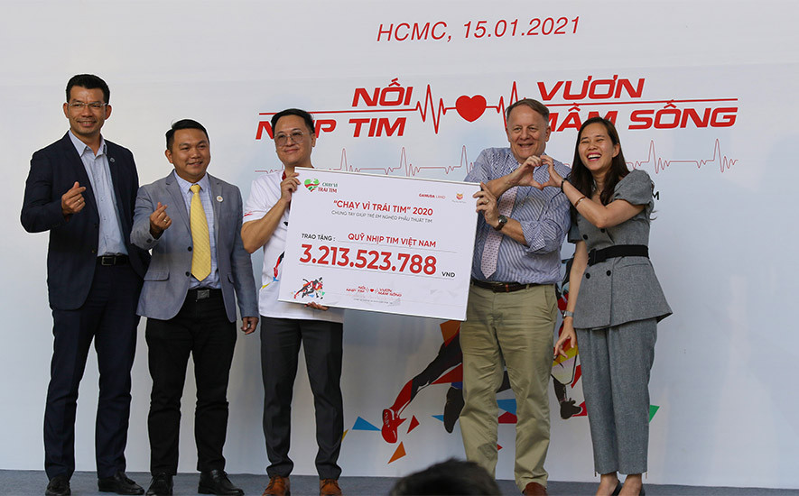 Hoa Binh sponsors 300 million for the “Run for the heart