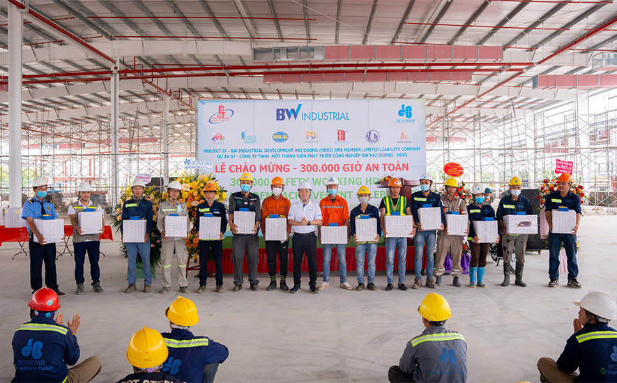 Continuing on further success, Hoa Binh’s BW Hai Duong project reaches 300,000 safe hours