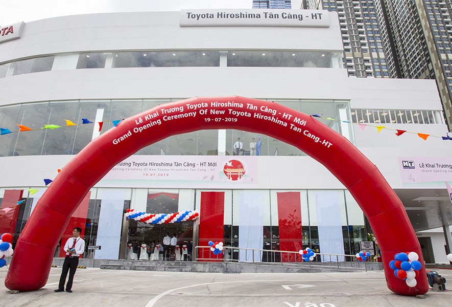 Khai trương Showroom Toyota Hiroshima Tân Cảng – HT do Hòa Bình làm tổng thầu